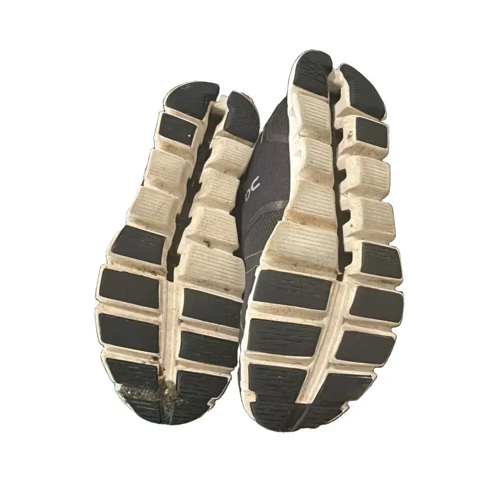 On Cloud 5 Black White Lightweight Comfort Lifestyle Shoes Womens Sz 9.5 SRS2